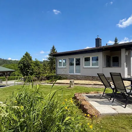 بيت للعطل Am Bodetal Harz Wandern Garten Wald Grill Familienurlaub